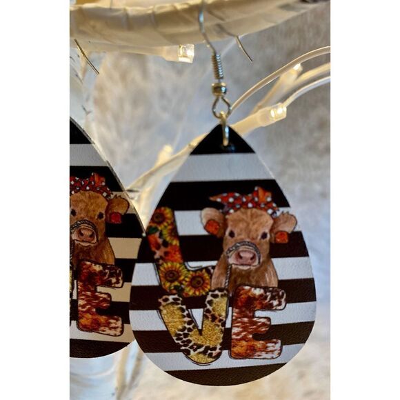 NEW Shabby Chic Farmhouse Black Stripe “LOVE” Flower Cow Earrings - Picture 2 of 4